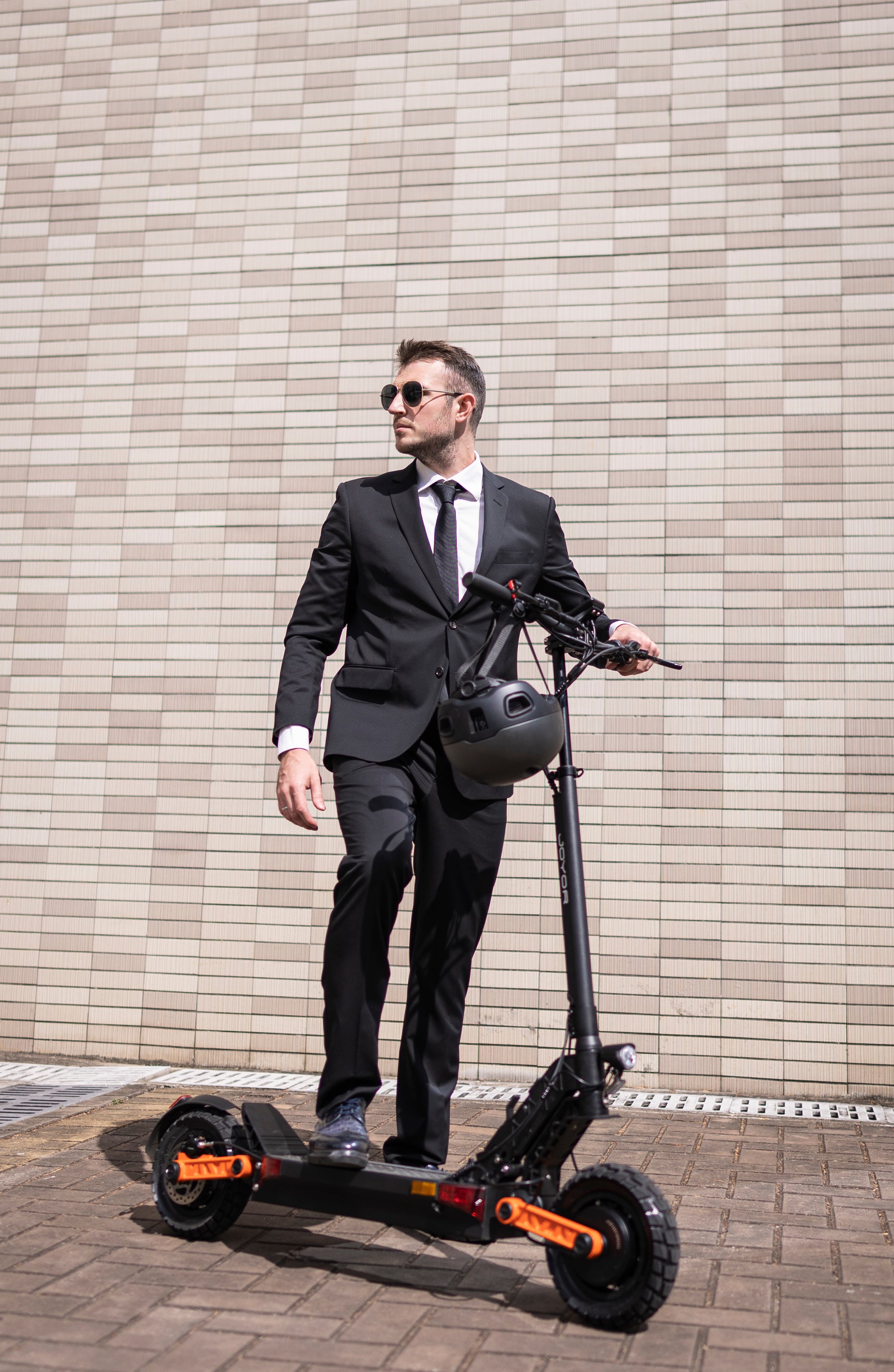 Are Electric Scooters Suitable for Long-Distance Travel?